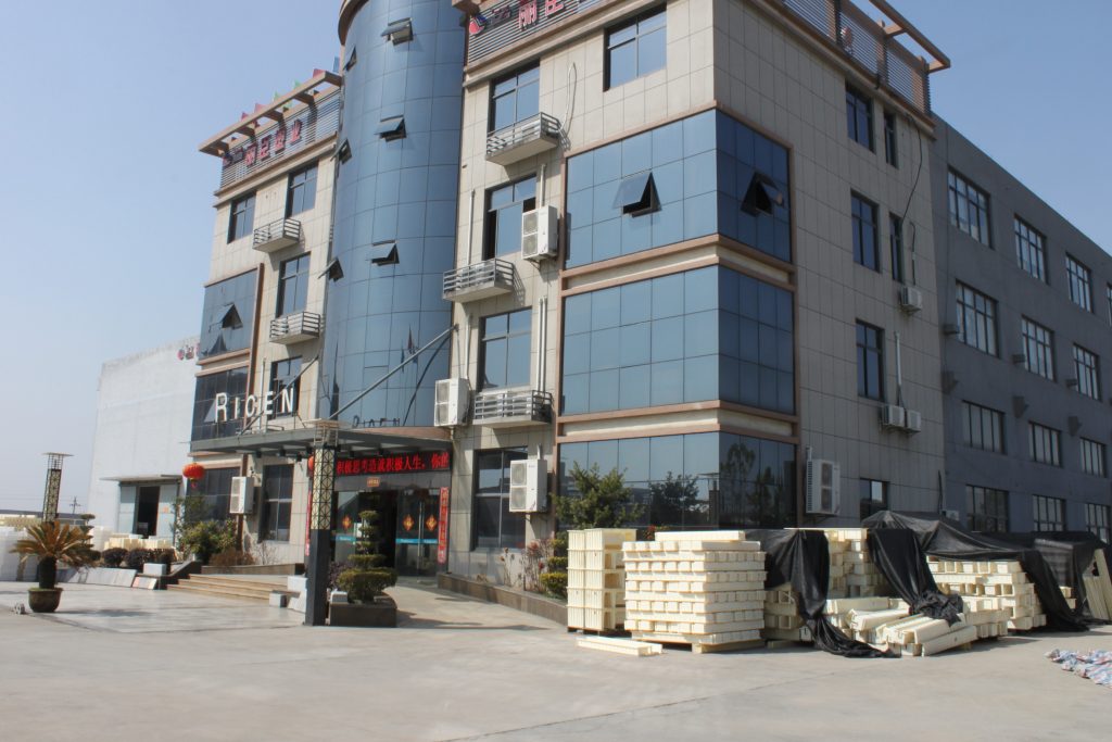 空心六角護坡模具廠具備哪些因素才能體現(xiàn)其專業(yè)性？