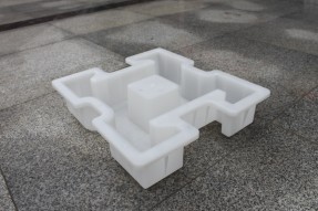 連鎖水泥護(hù)坡磚模具哪里的廠家更專業(yè)？